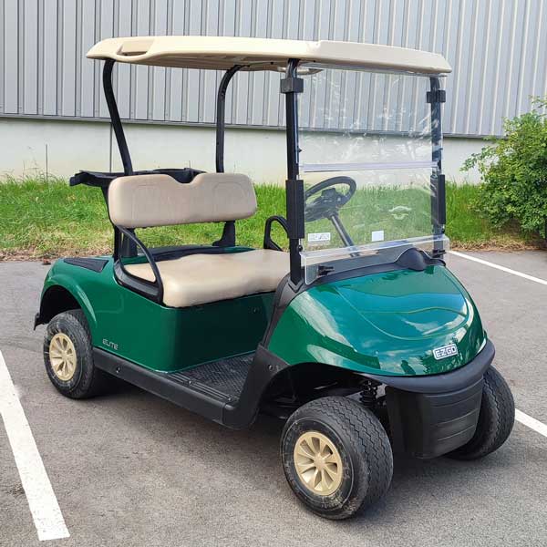 E-Z-GO RXV Elite zum Mieten
