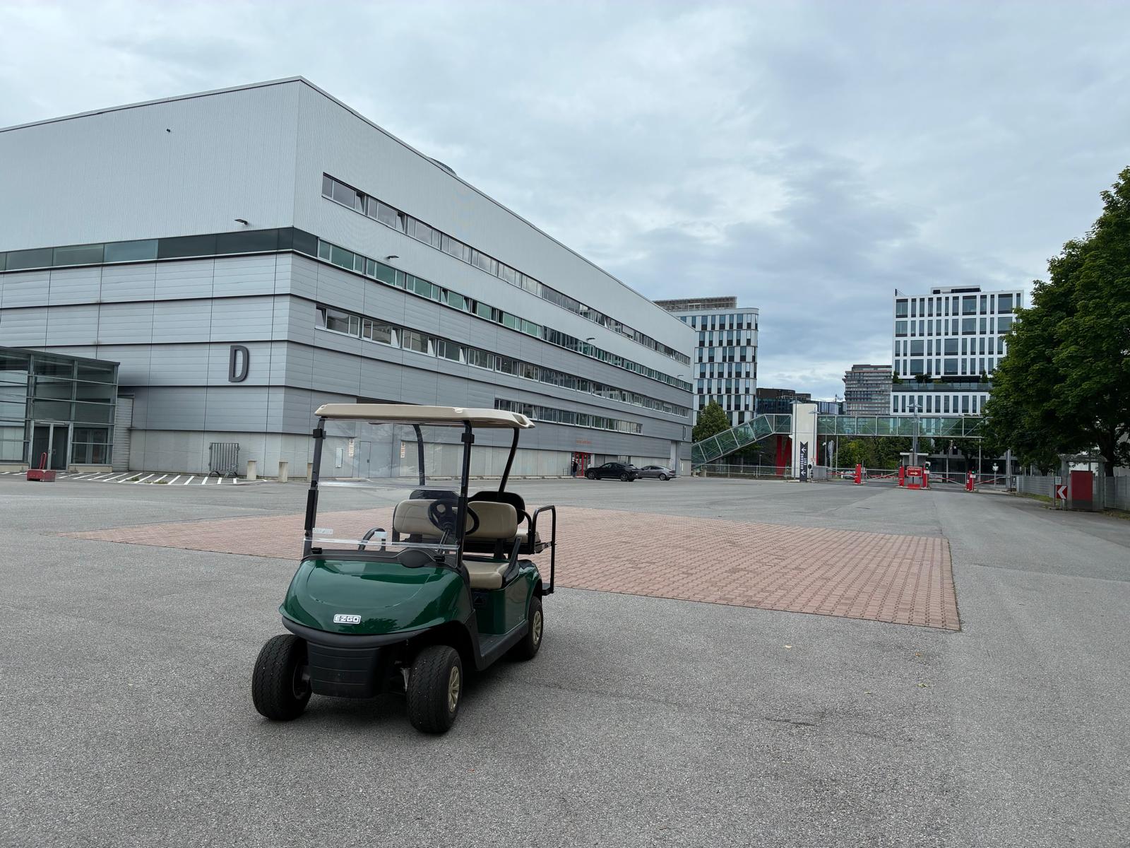 Cushman Cart im Einsatz